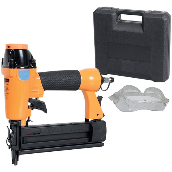 Luchttacker met opbergkoffer