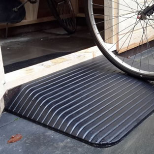Drempelhulp zwart | Max. 2500 kg | 90 x 46 x 7,6 cm